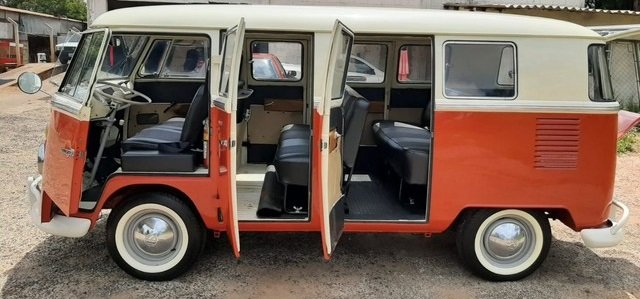 VW T2 baywindow bus 6 doors 1973 — Brazilian Classic Cars